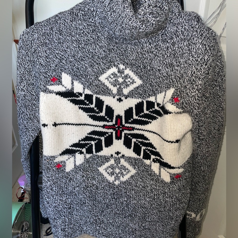 Turtle neck Polo perfect for winter!